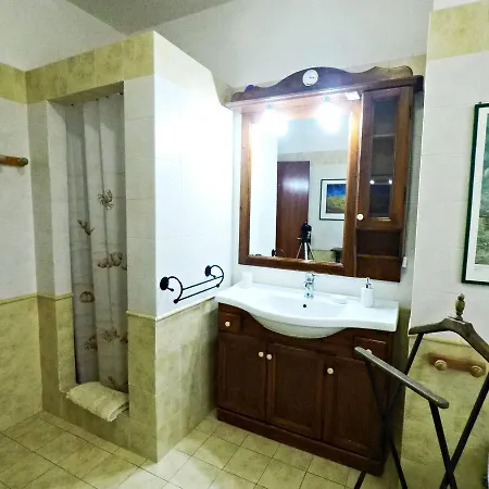 Casa Acqua & Sole בית הארחה